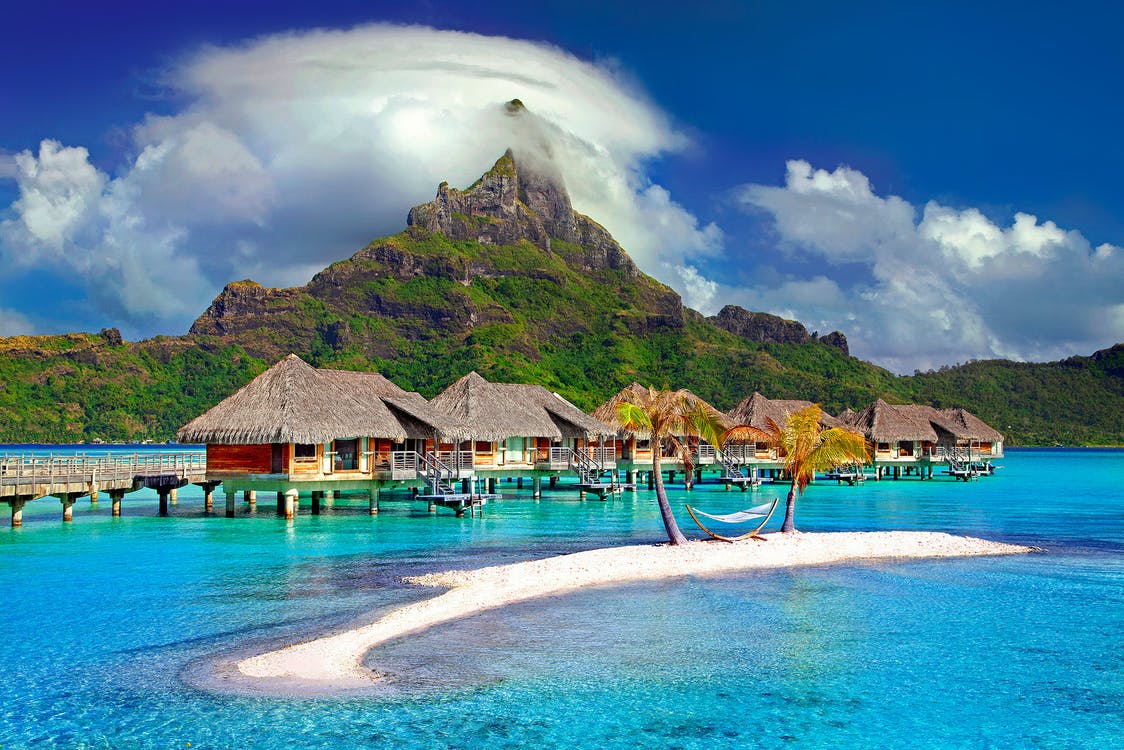 pic of beach and huts